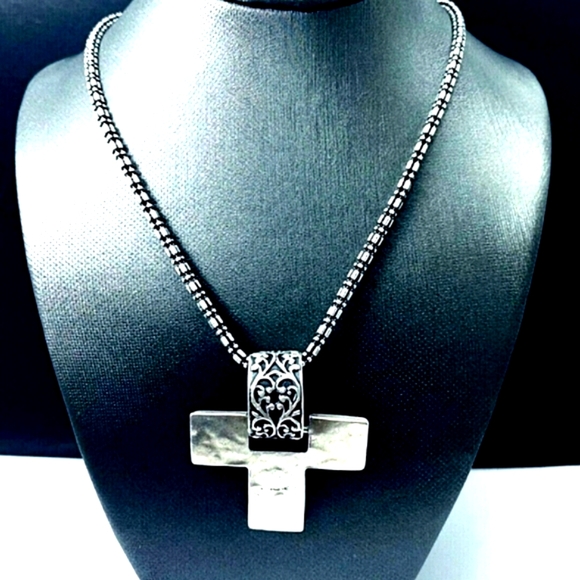 Rare Silpada 925 Sterling Filigree Bail Cross Pendant Necklace N2078